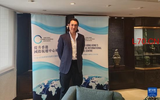 4月20日,香港航商总会主席、华光海运有限公司董事长赵式庆接受新华社记者专访。新华社记者 王昕怡 摄