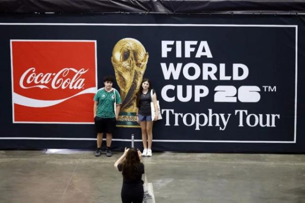 世界杯转播权仍未谈拢，国际足联高管计划访华